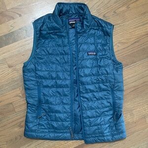Patagonia Lightweight Quilted Vest (Teal/ Blue)